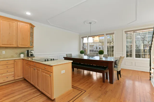 $859,900 | 65 Thorpe Street, Unit 65, Fairfield, CT 06824