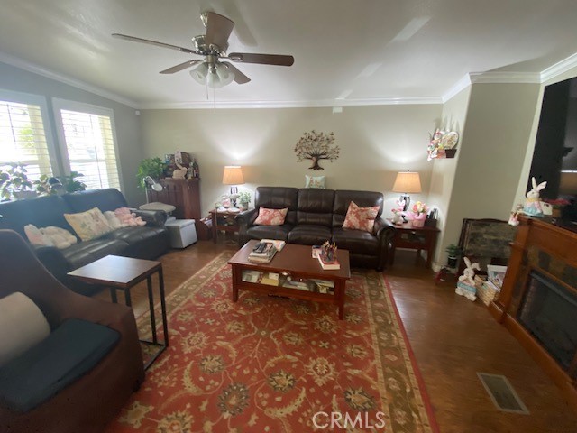 1051 Site Drive, Unit 281 Brea, CA 92821 - Photo 14 of 42 a living room with furniture and a flat screen tv