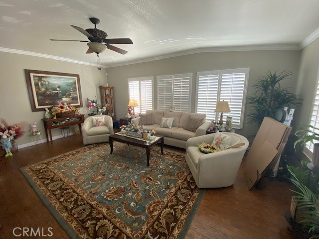 1051 Site Drive, Unit 281 Brea, CA 92821 - Photo 4 of 42 a living room with furniture and a large window