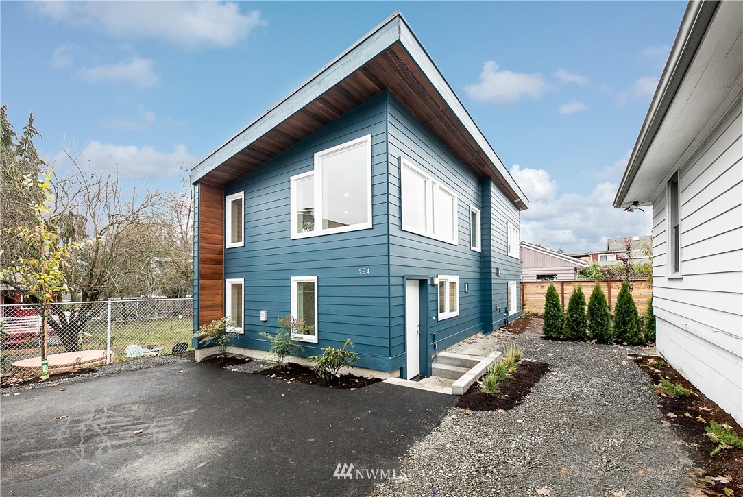 524 North 87th Street Seattle, WA 98103 - Photo 2 of 25