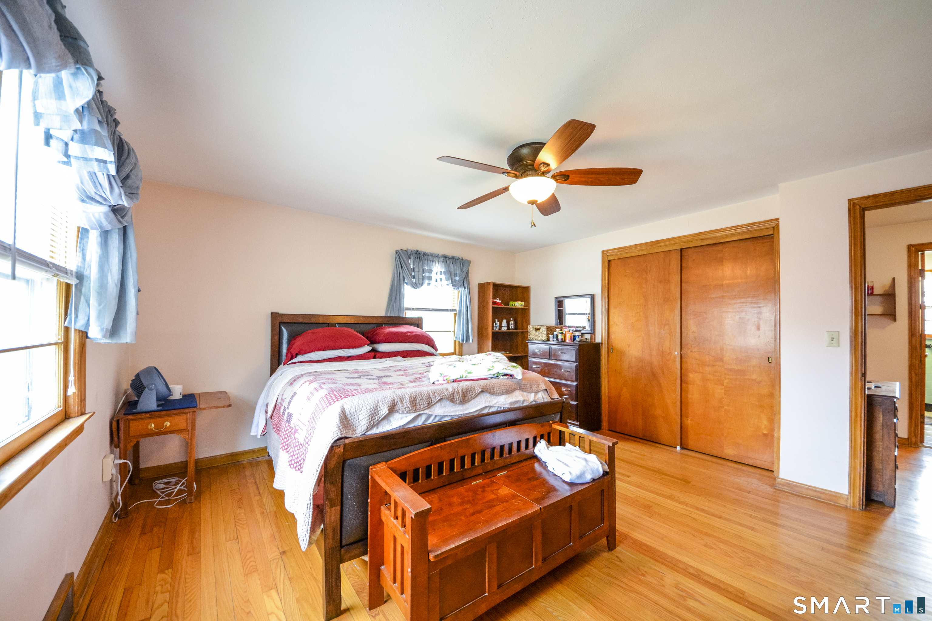 181 Hadley Road Orange, CT 06477 - Photo 17 of 37