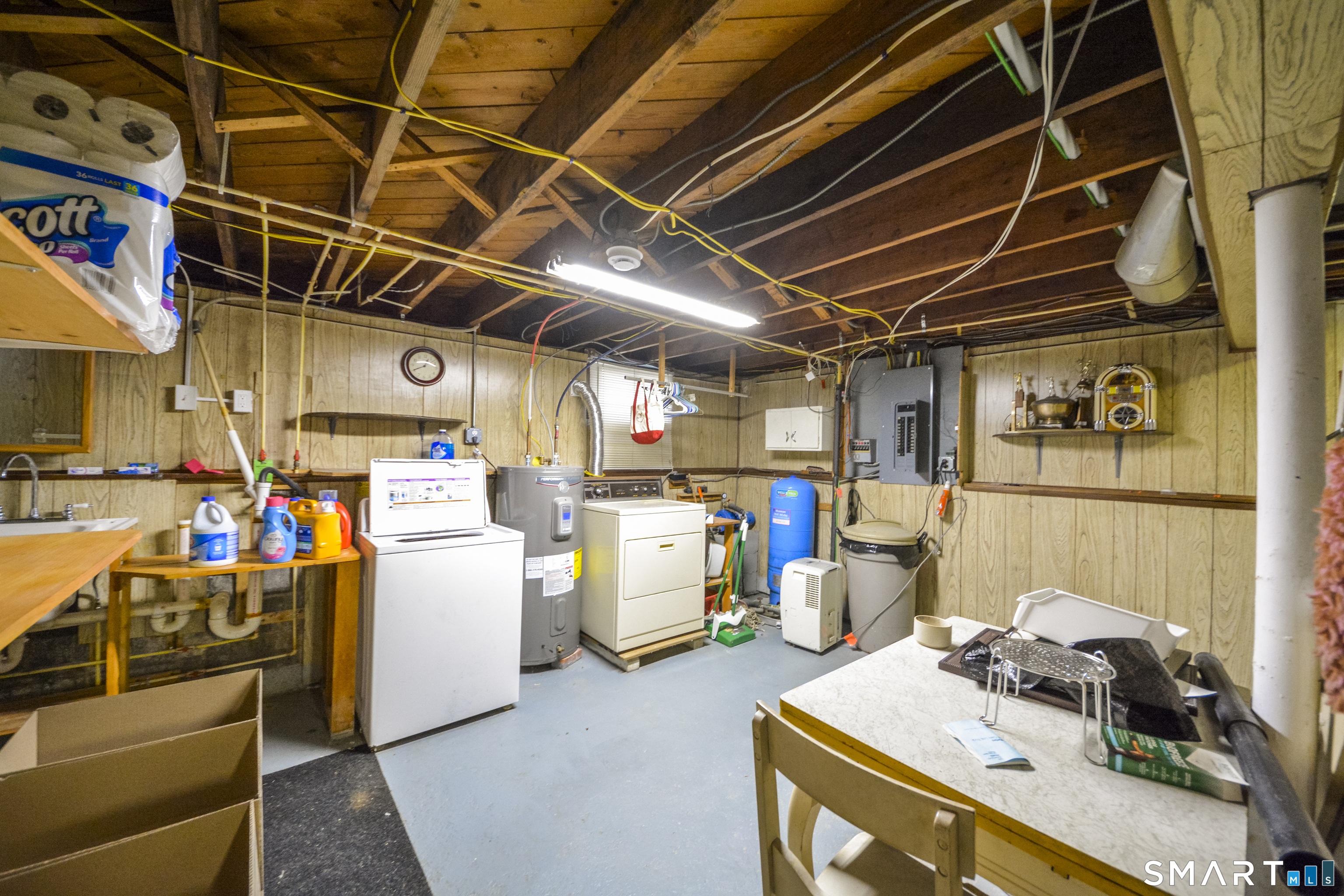 181 Hadley Road Orange, CT 06477 - Photo 19 of 37