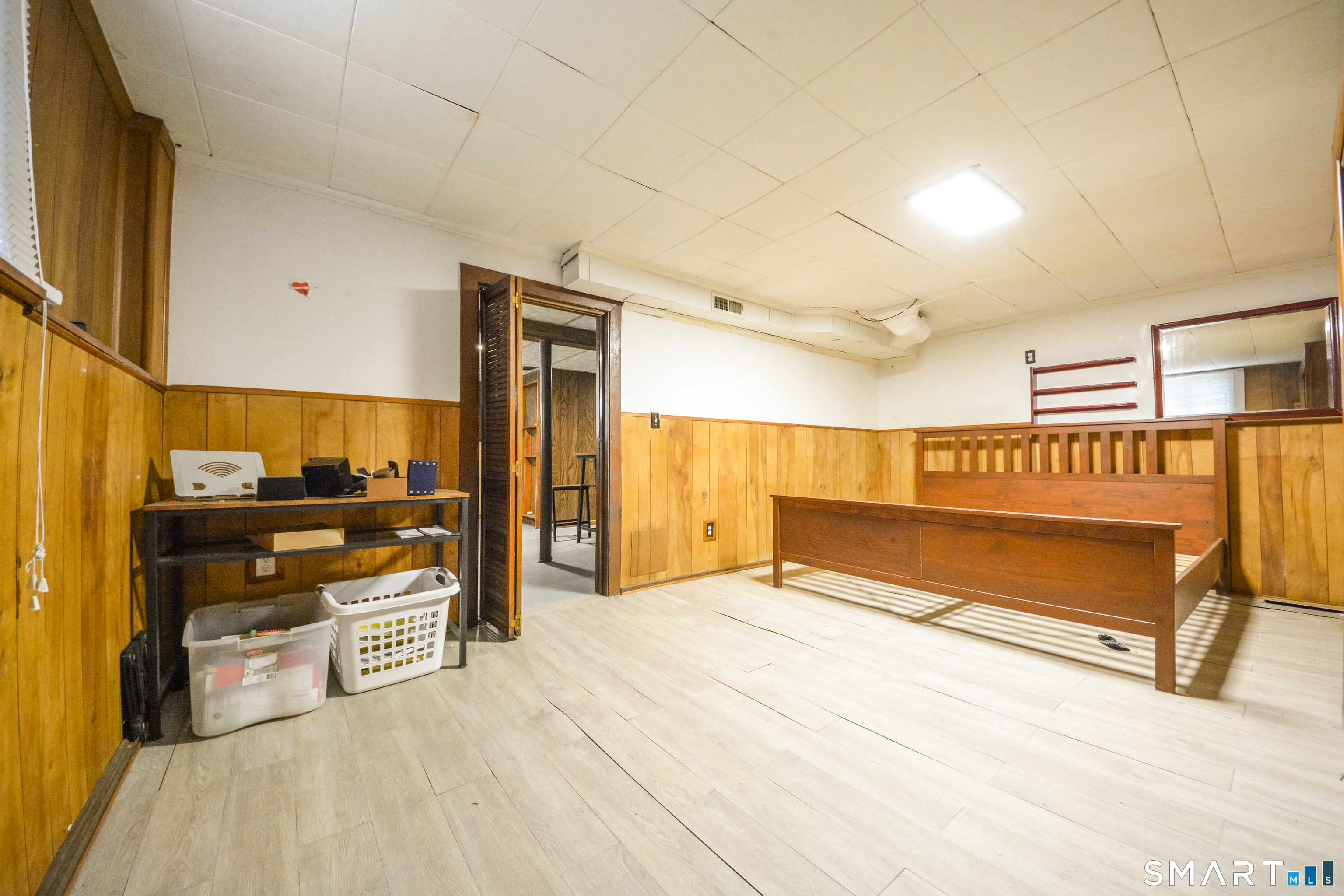 181 Hadley Road Orange, CT 06477 - Photo 23 of 37