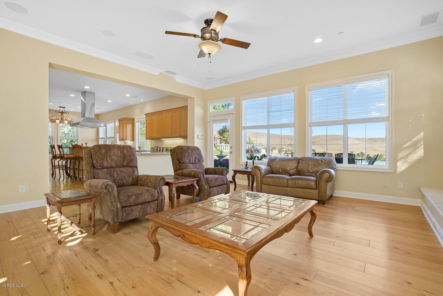 477 Vineyard Drive Simi Valley, CA 93065 - Photo 19 of 65 a living room with furniture and a large window