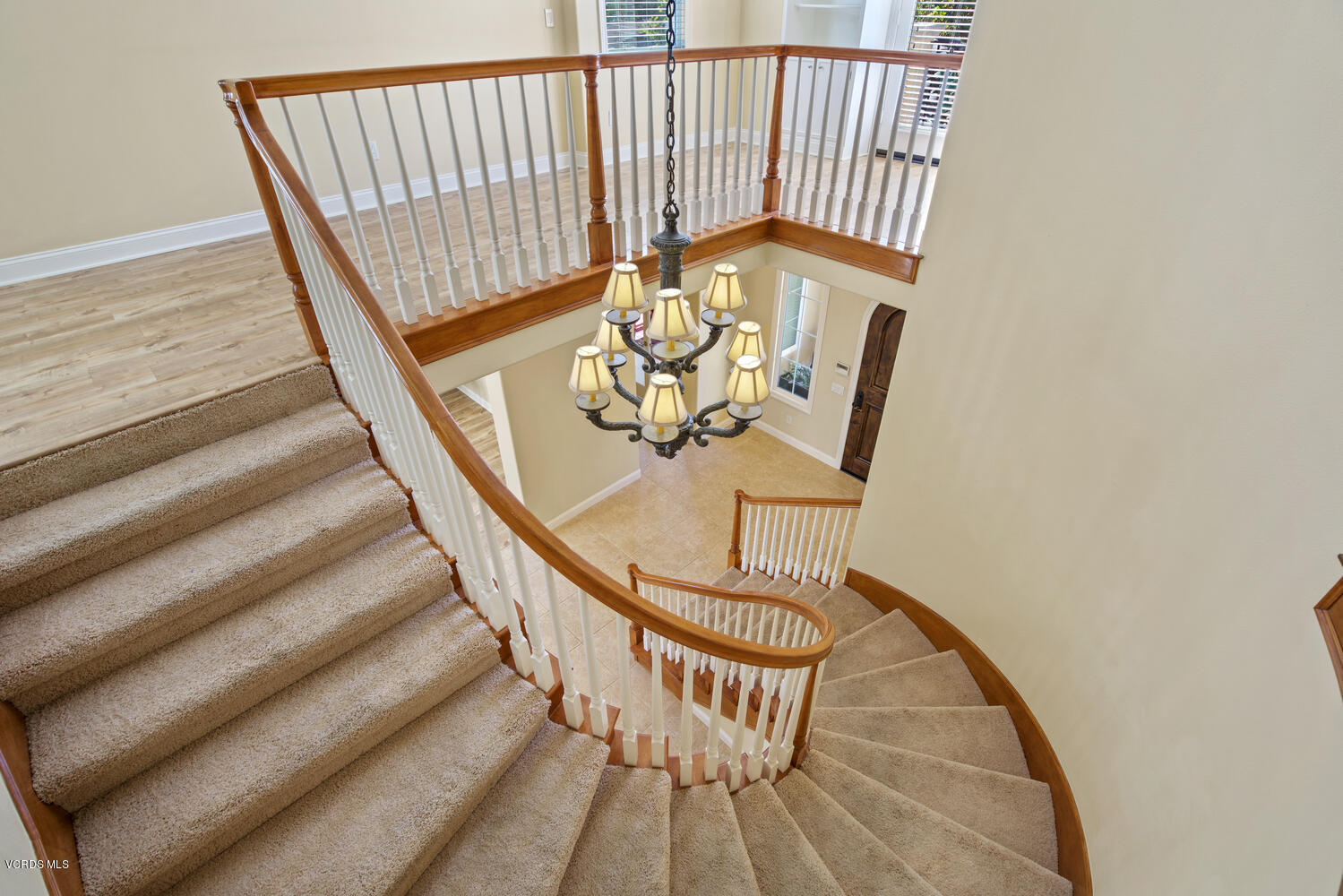 477 Vineyard Drive Simi Valley, CA 93065 - Photo 35 of 65 a view of entryway