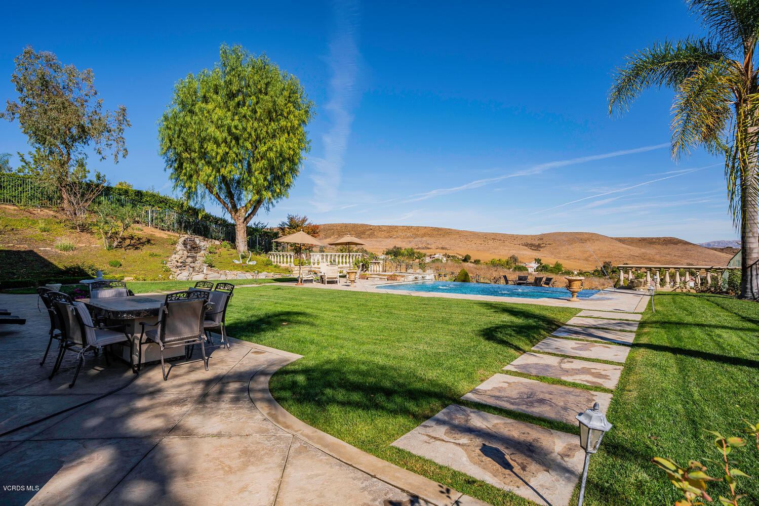 477 Vineyard Drive Simi Valley, CA 93065 - Photo 58 of 65 477 Vineyard Dr Simi Valley CA-large-058