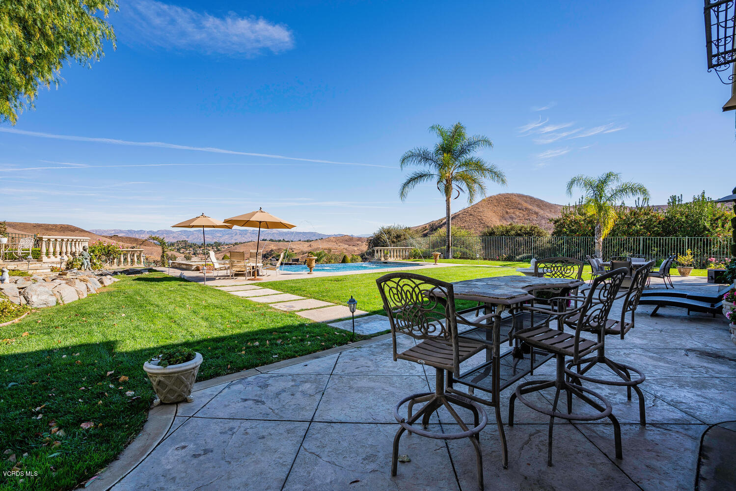 477 Vineyard Drive Simi Valley, CA 93065 - Photo 59 of 65 477 Vineyard Dr Simi Valley CA-large-059