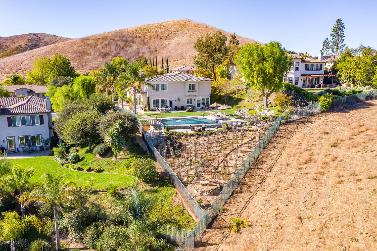 477 Vineyard Drive Simi Valley, CA 93065 - Photo 7 of 65 477 Vineyard Dr Simi Valley CA-large-007