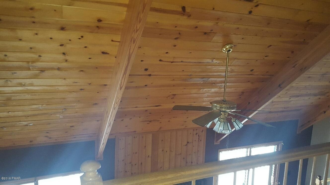 170 Spring Drive Dingmans Ferry, PA 18328 - Photo 2 of 17