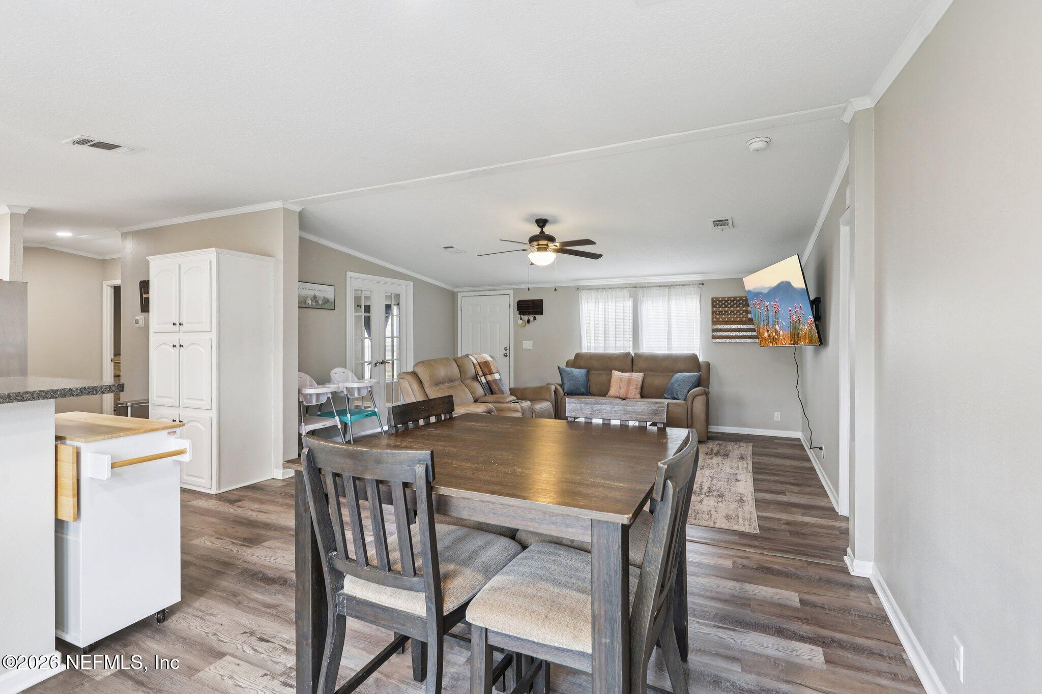 3606 Thunder Road Green Cove Springs, FL 32043 - Photo 14 of 58 Dining Room to Family Room
