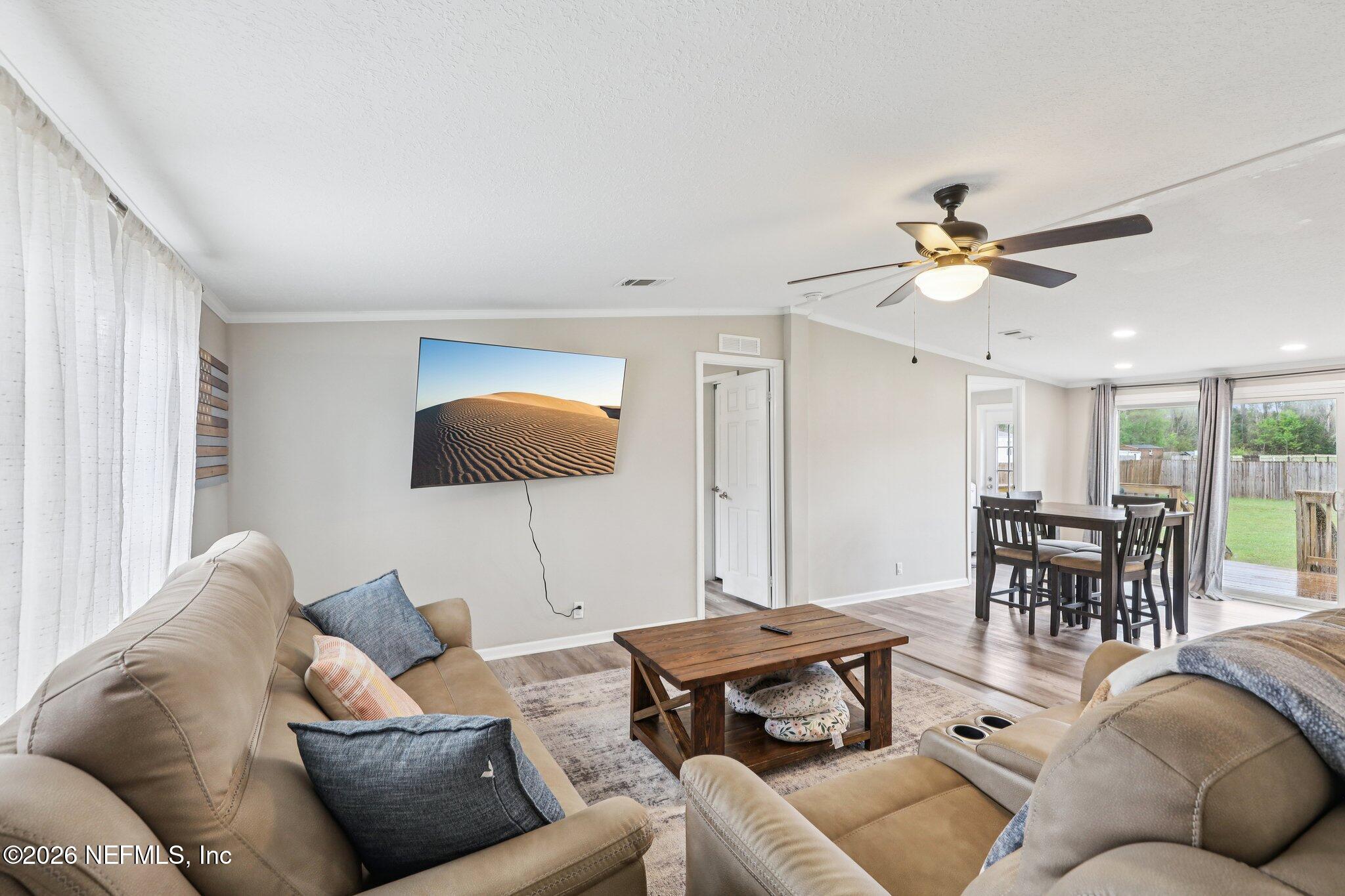 3606 Thunder Road Green Cove Springs, FL 32043 - Photo 9 of 58 Family Room