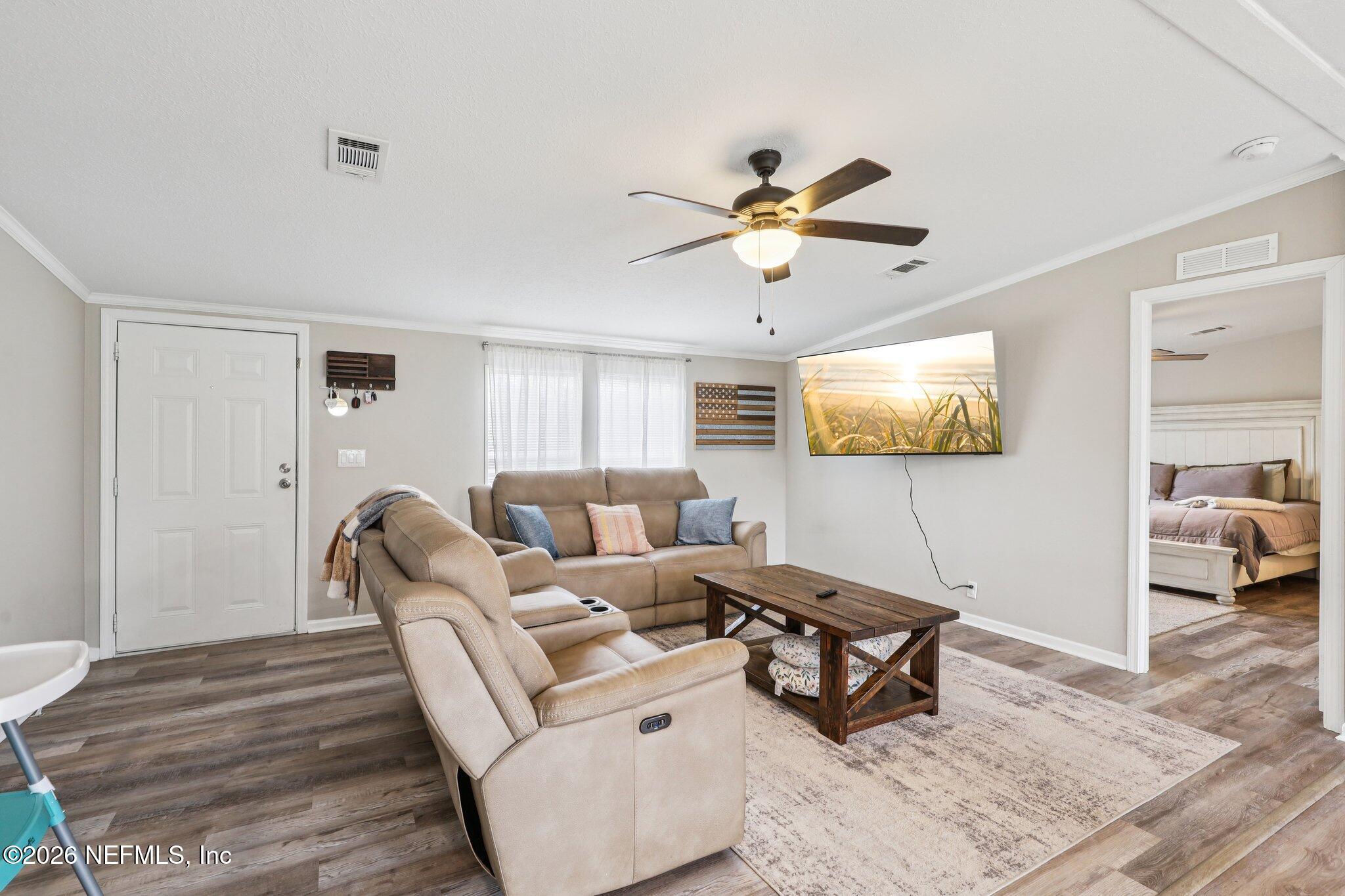 3606 Thunder Road Green Cove Springs, FL 32043 - Photo 10 of 58 Family Room