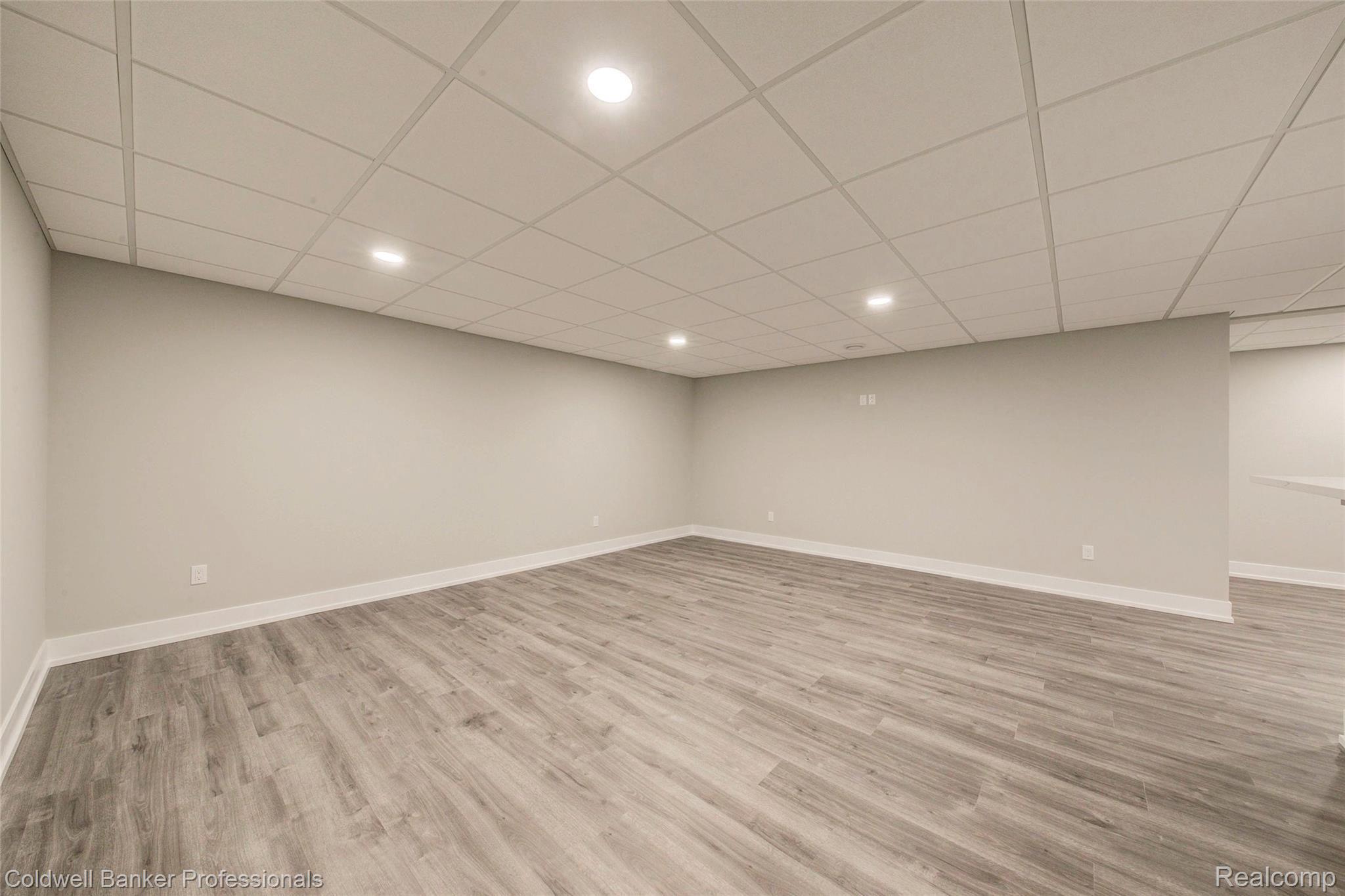 4101 Buckingham Road Royal Oak, MI 48073 - Photo 66 of 82 4H8A7020_1_2.jpg