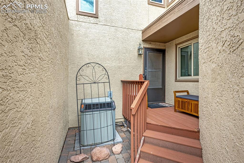 342 Mission Hill Way Colorado Springs, CO 80921 - Photo 9 of 37 a view of entryway with a door