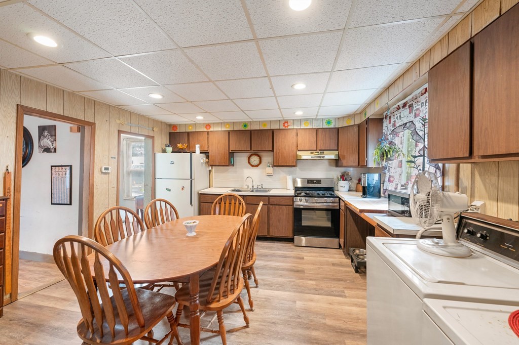 1 Lyon Place Worcester, MA 01604 - Photo 6 of 42 Gallery Image 6