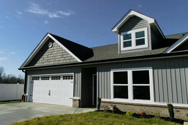 $1,850 | 8 Breakwater Lane, Unit 20, Ringgold, GA 30736