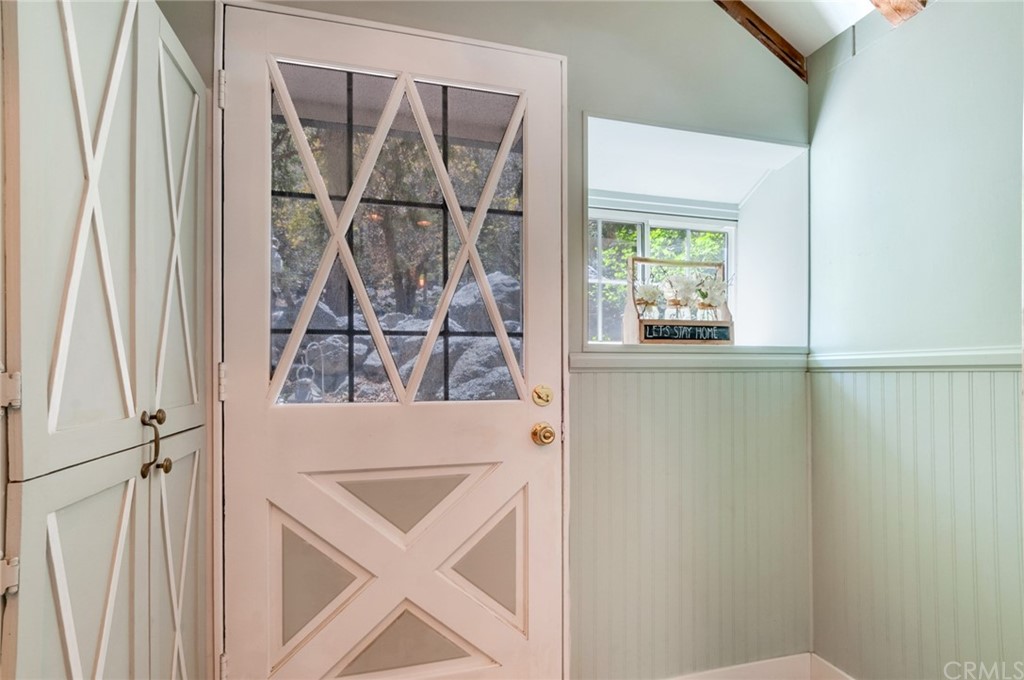 39478 Canyon Drive Forest Falls, CA 92339 - Photo 15 of 49