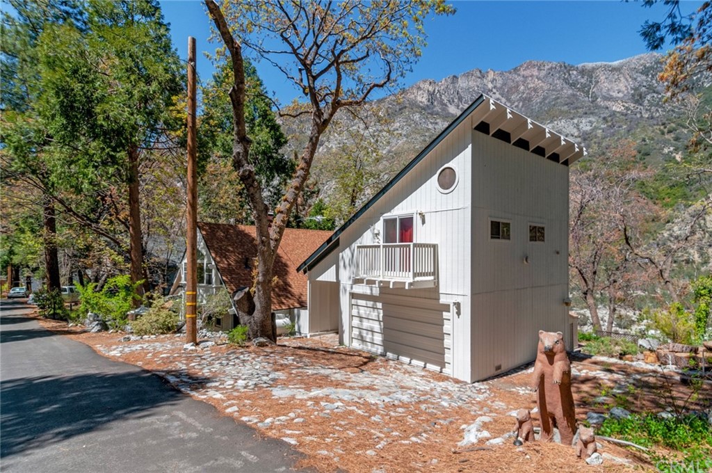 39478 Canyon Drive Forest Falls, CA 92339 - Photo 21 of 49