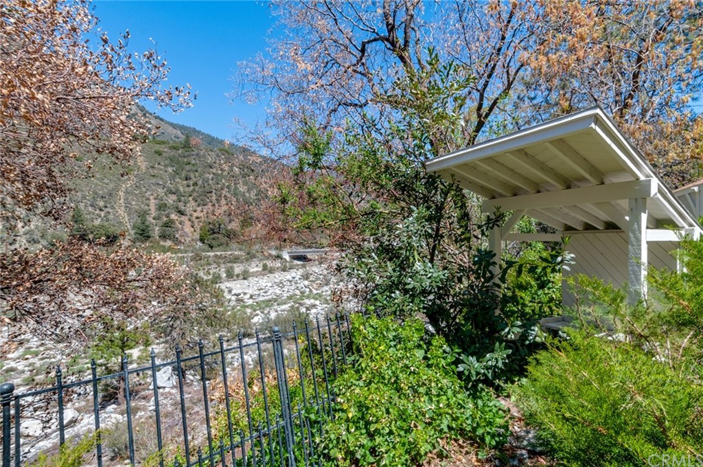 39478 Canyon Drive Forest Falls, CA 92339 - Photo 33 of 49