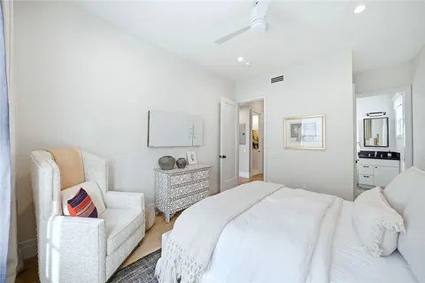 $3,945,000 | 55 59th Place, Long Beach, CA 90803