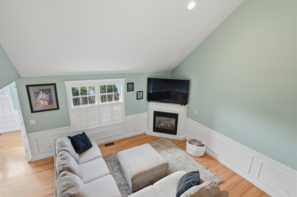 32 Edmonds Circle, Unit 32 Northbridge, MA 01588 - Photo 12 of 36