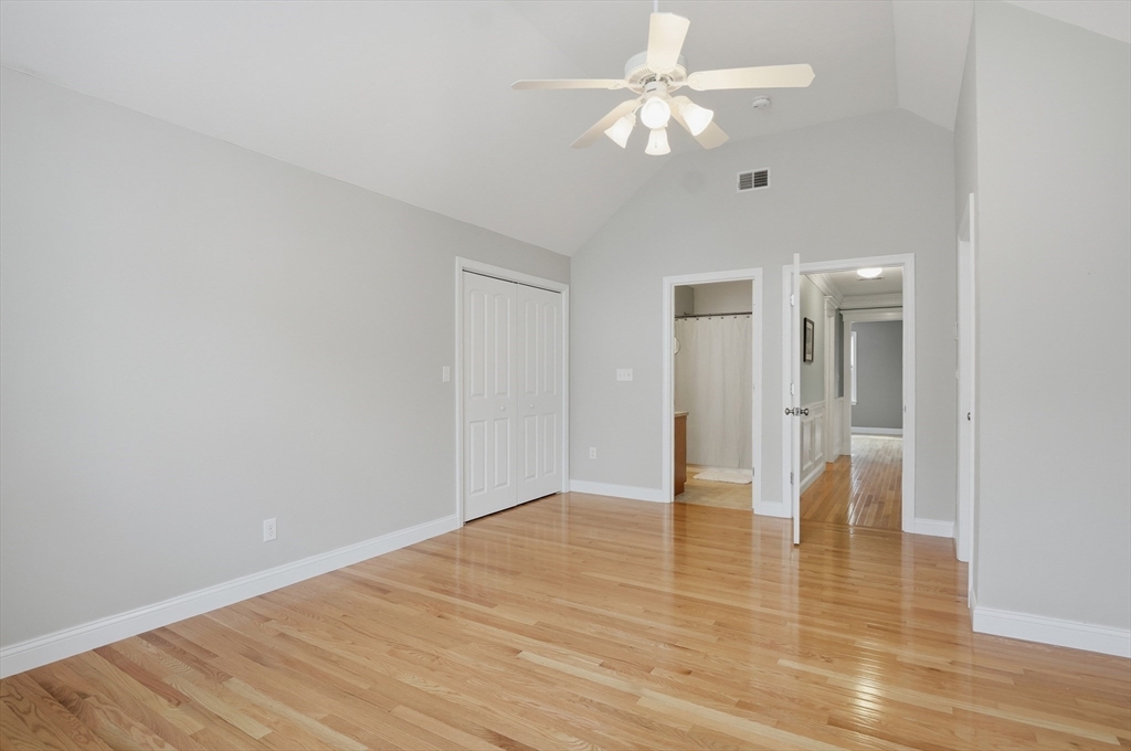 32 Edmonds Circle, Unit 32 Northbridge, MA 01588 - Photo 16 of 36