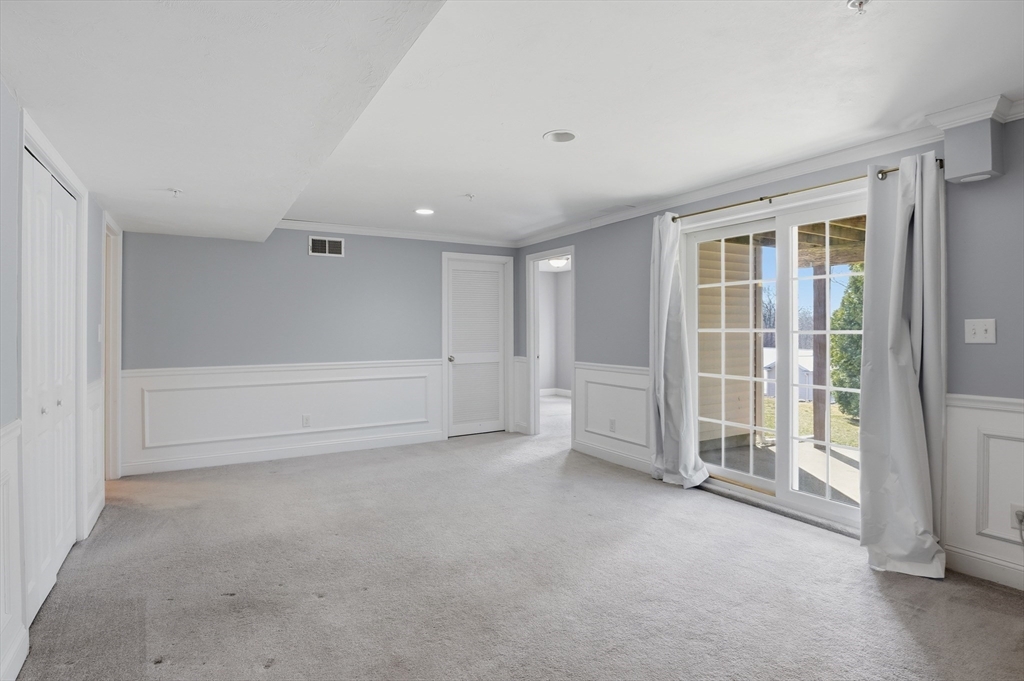 32 Edmonds Circle, Unit 32 Northbridge, MA 01588 - Photo 23 of 36