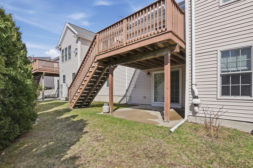 32 Edmonds Circle, Unit 32 Northbridge, MA 01588 - Photo 33 of 36