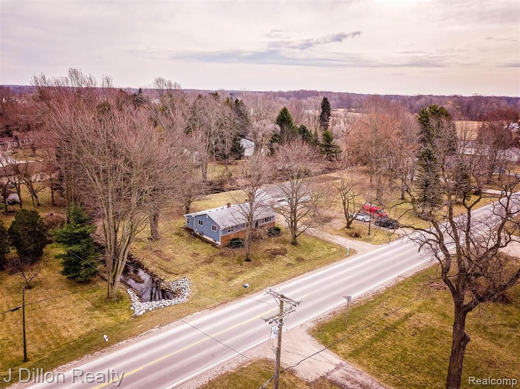 9101 Bunton Road Willis, MI 48191 - Photo 9 of 28