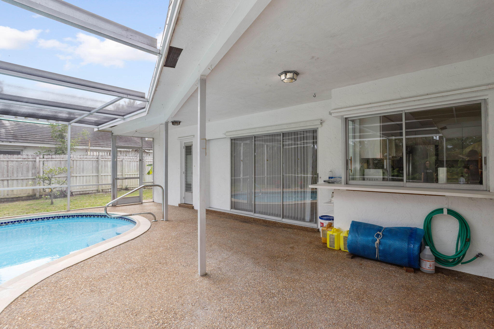 572 Northwest 11th Avenue Boca Raton, FL 33486 - Photo 14 of 35 14-web-or-mls-0E2A8377