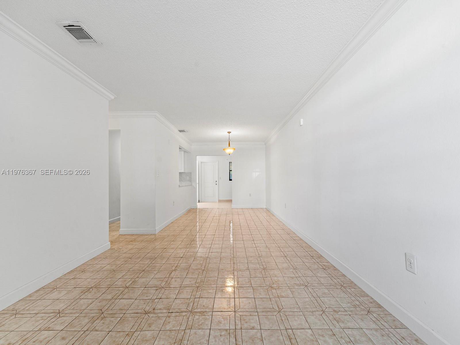 7121 Southwest 102nd Court Miami, FL 33173 - Photo 5 of 33