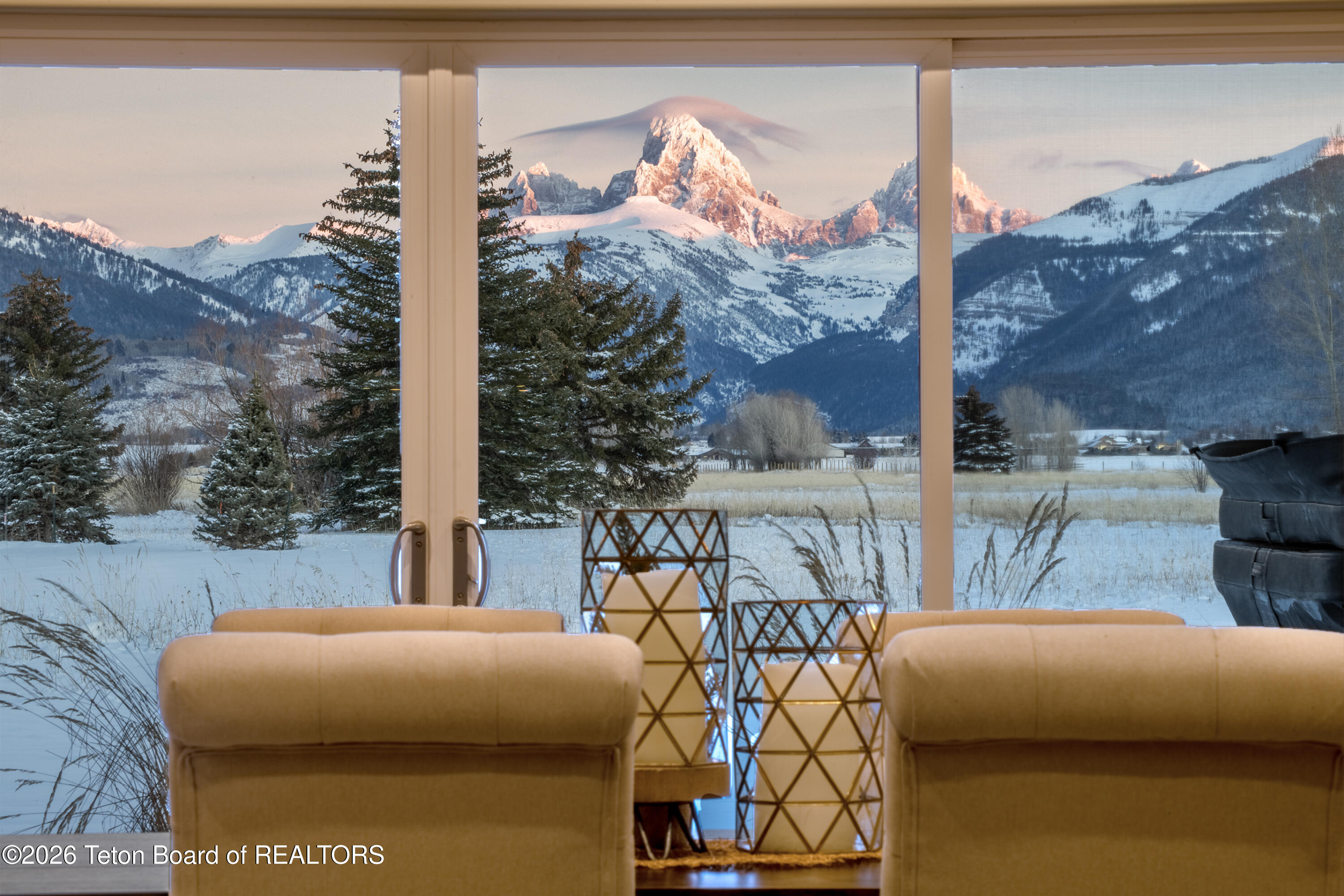 1705 Mount Owen Road Driggs, ID 83422 - Photo 17 of 40 Diningroom View