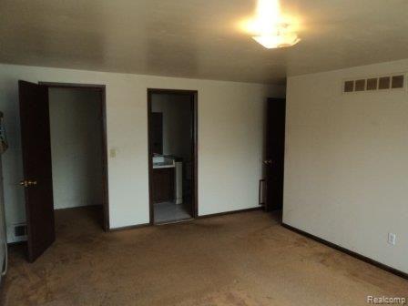 1401 Walnut Ridge Circle Canton, MI 48187 - Photo 11 of 18 masterbed.JPG