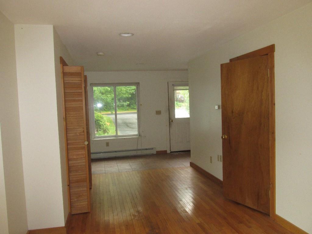 314 River Road Topsham, ME 04086 - Photo 6 of 15 Photo