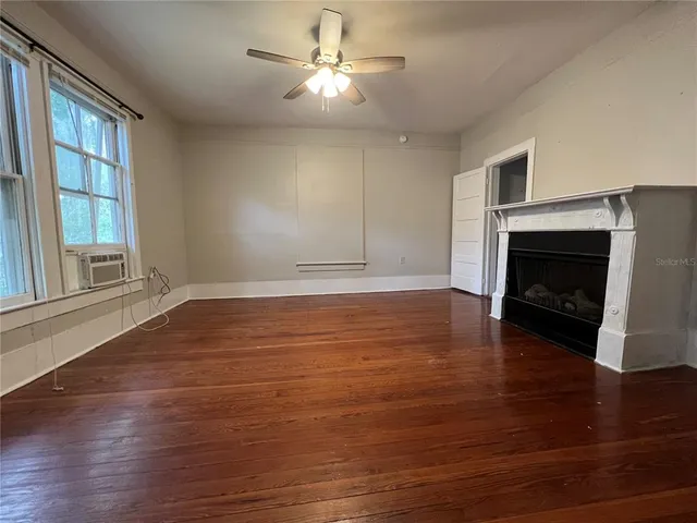 $1,085 | 414 Northeast 5 Avenue, Unit 7, Gainesville, FL 32601