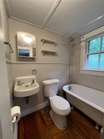 $1,085 | 414 Northeast 5 Avenue, Unit 7, Gainesville, FL 32601