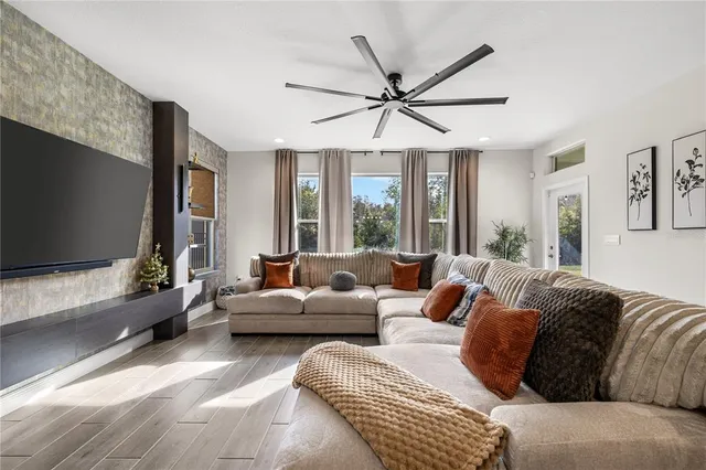 $789,990 | 18344 Oliver Twist Way, Winter Garden, FL 34787