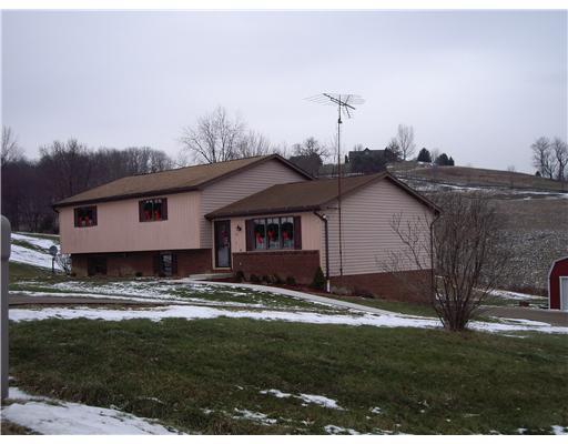 40 Kelly Road Washington, PA 15301 - Photo 15 of 15 Exterior Front.