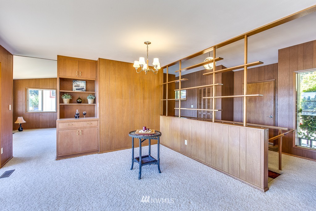 15554 Virginia Point Road Northeast Poulsbo, WA 98370 - Photo 12 of 25 Gallery Image 12