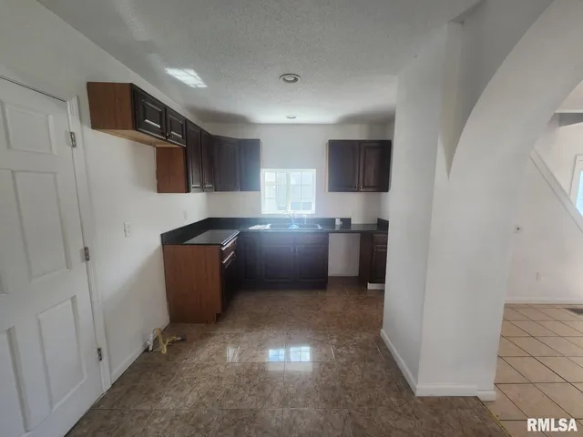 $74,900 | 218 Ross Street, Kewanee, IL 61443