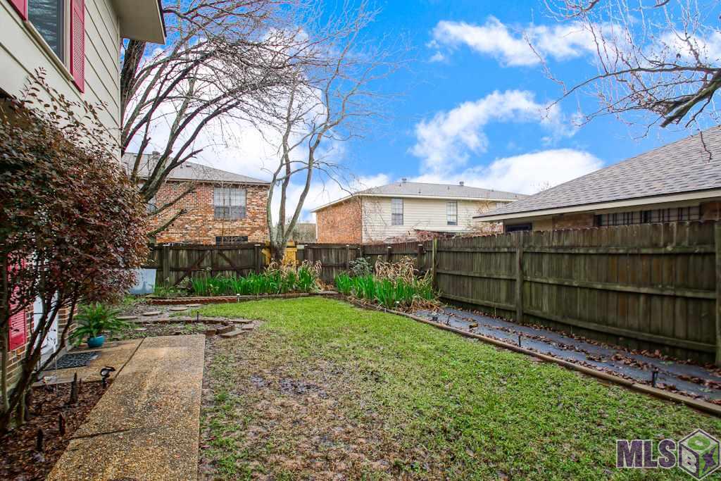 552 South Flannery Road, Unit D Baton Rouge, LA 70815 - Photo 3 of 25 Gallery Image 3