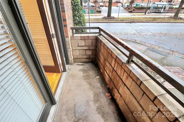 $1,690 | 712 North Davidson Street, Charlotte, NC 28202