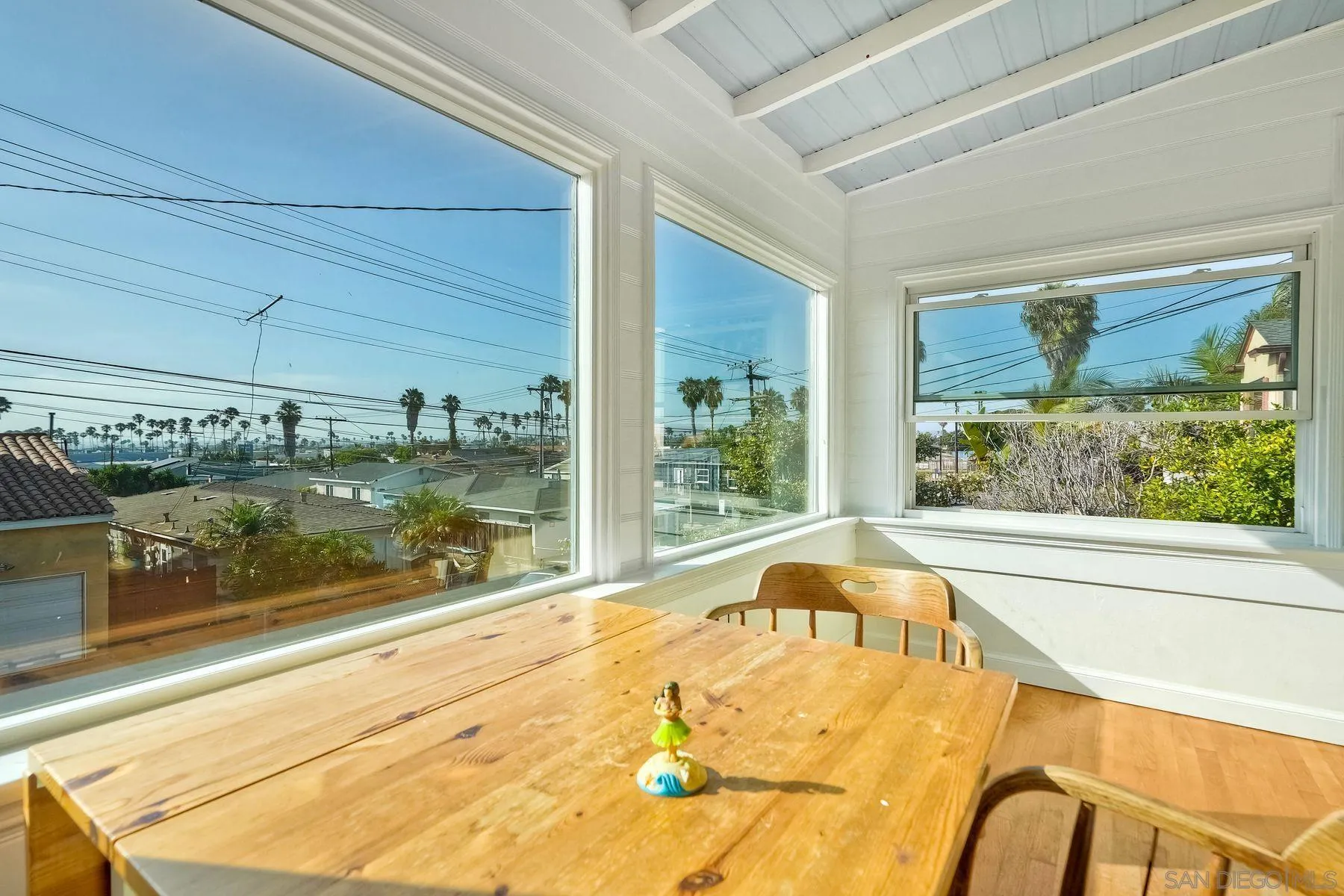 4692 Niagara Avenue San Diego, CA 92107 - Photo 8 of 62