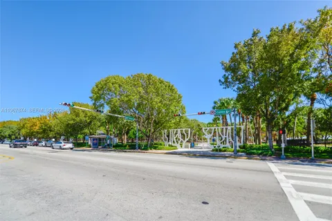 $295,000 | 8000 Harding Avenue, Unit 4B, Miami Beach, FL 33141