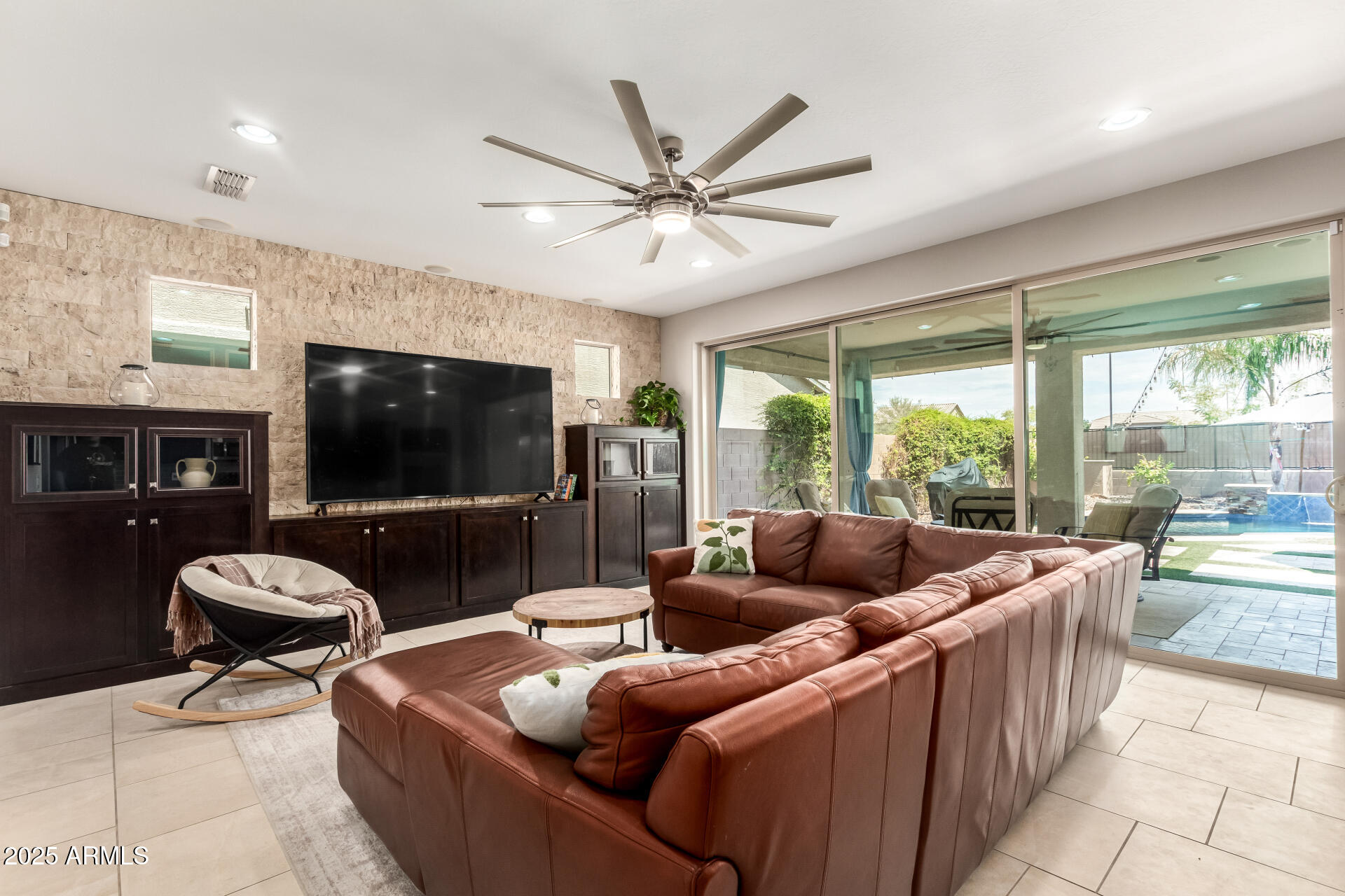 5547 South Tatum Court Gilbert, AZ 85298 - Photo 8 of 73 8 - Tatum