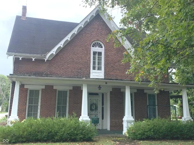 $247,000 | 25 West Chestnut Street, North Vernon, IN 47265