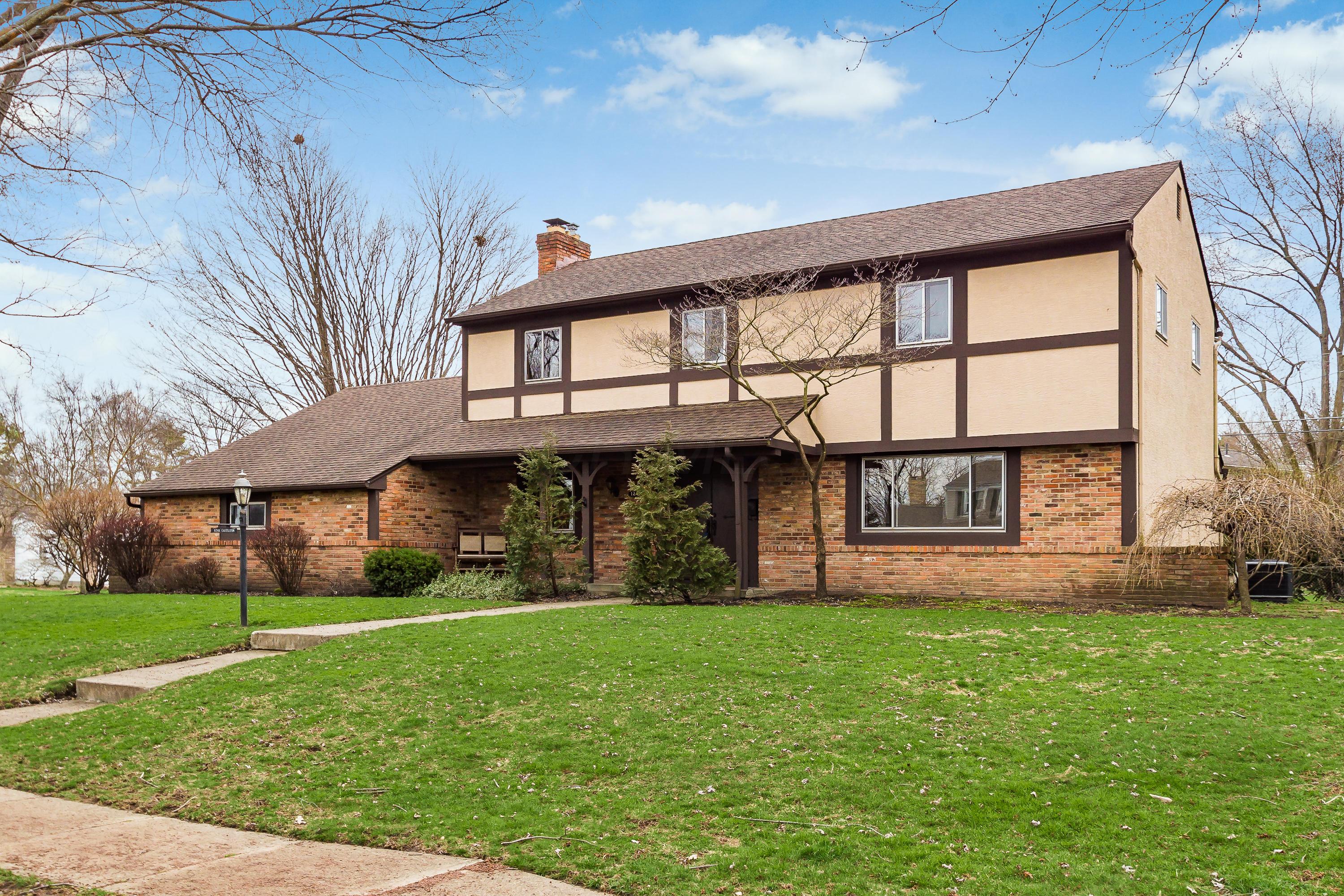 1241 Castleton Road North Columbus, OH 43220 - Photo 1 of 41 Gallery Image 1