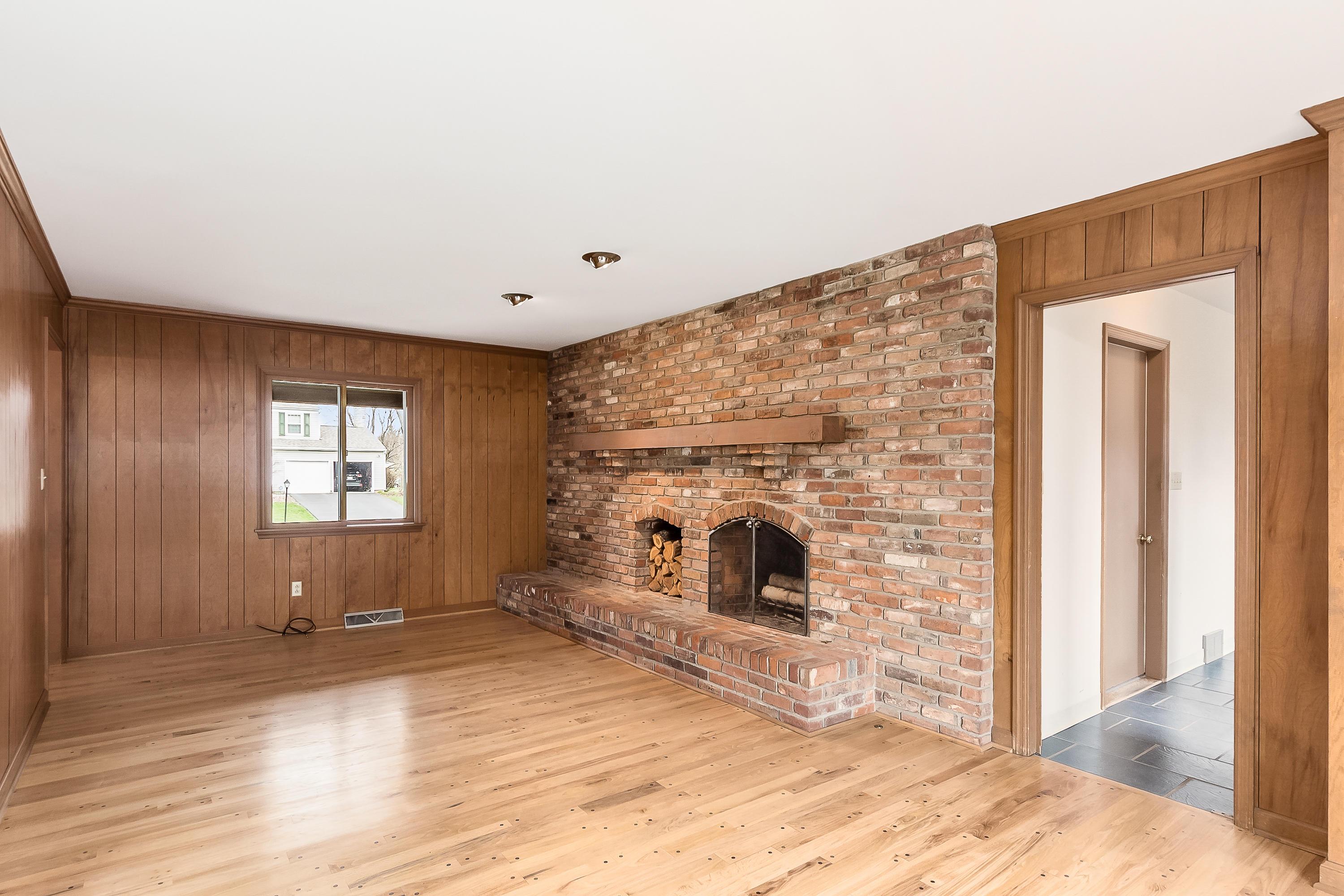 1241 Castleton Road North Columbus, OH 43220 - Photo 12 of 41 Gallery Image 12