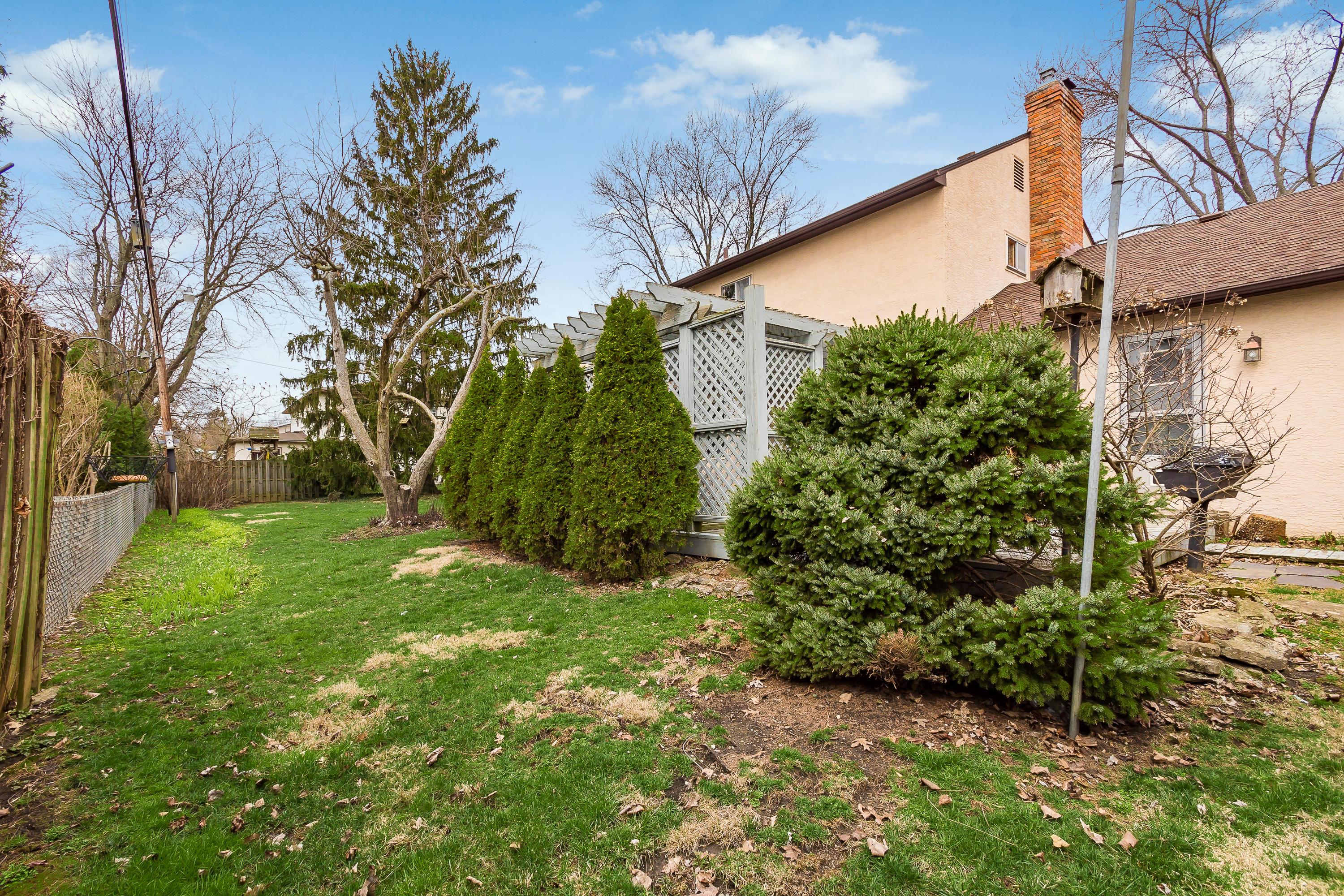 1241 Castleton Road North Columbus, OH 43220 - Photo 37 of 41 Gallery Image 37