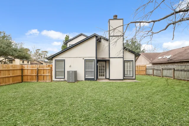 $1,750 | 16602 Capewood Drive, Humble, TX 77396